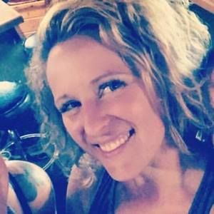 Meet your Posher, Leona